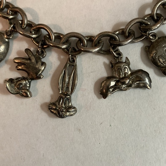 1992 Warner Brothers Silvertone Cartoon Character Character Charm Bracelet - Picture 3 of 8